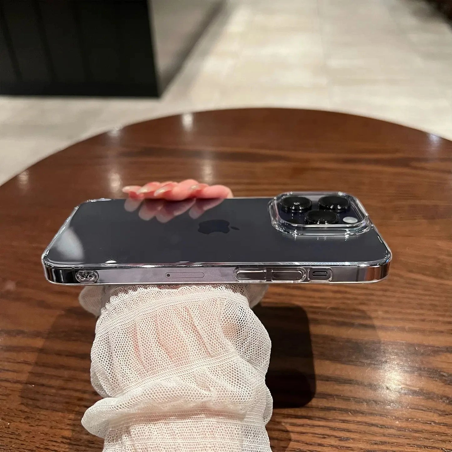 Transparent Phone Case For iPhone 16 15 14 12 11 13 Pro Max Mini Shockproof Cover X XR 8 7 Plus SE Clear Soft TPU Cases Shell